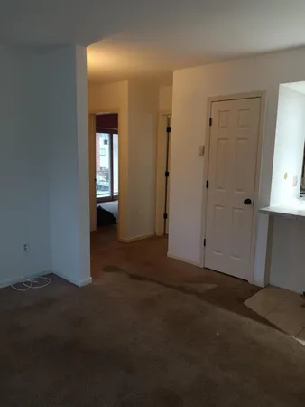 $94,000 | 756 West Kilgore Road, Unit 204, Kalamazoo, MI 49008