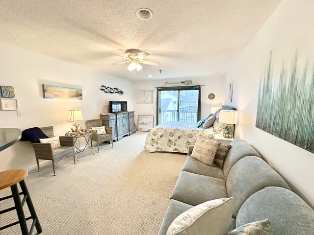 $179,900 | 1762 Post Road, Unit 233, Wells, ME 04090