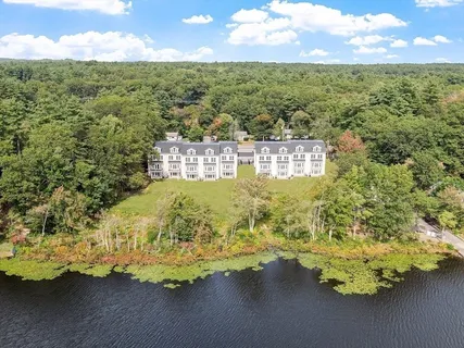 $1,189,000 | 206 West Main Street, Unit 4, Georgetown, MA 01833