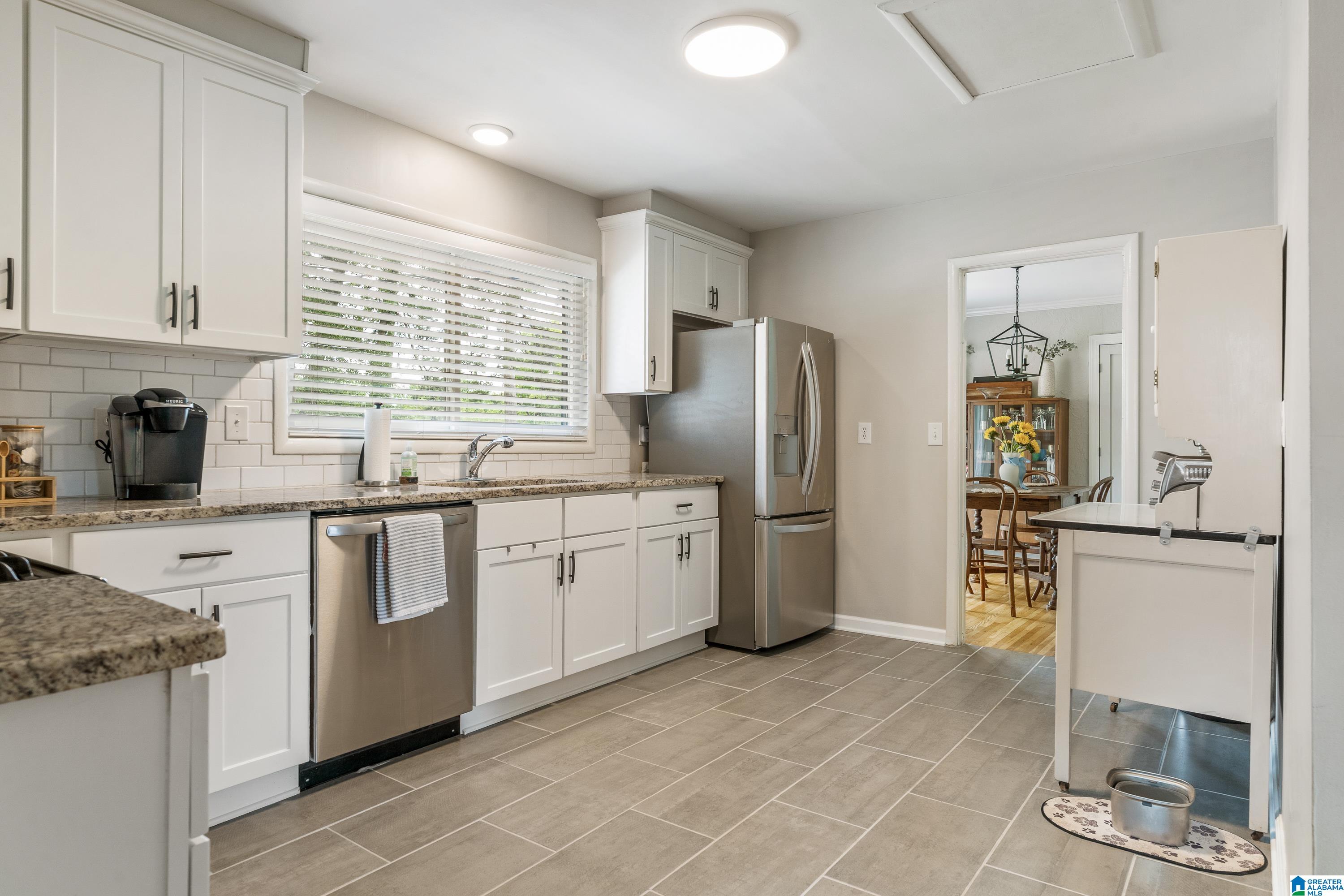 2505 Chatwood Road Birmingham, AL 35226 - Photo 11 of 36