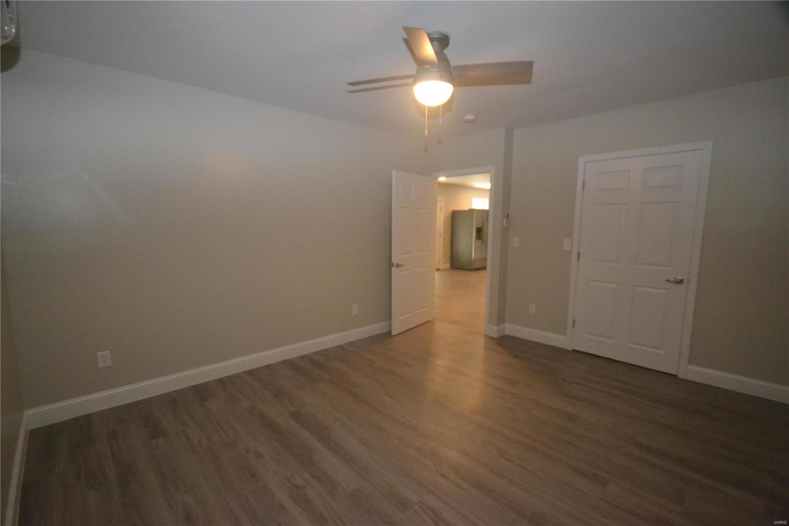 8 Dexter Lane Belleville, IL 62221 - Photo 16 of 19