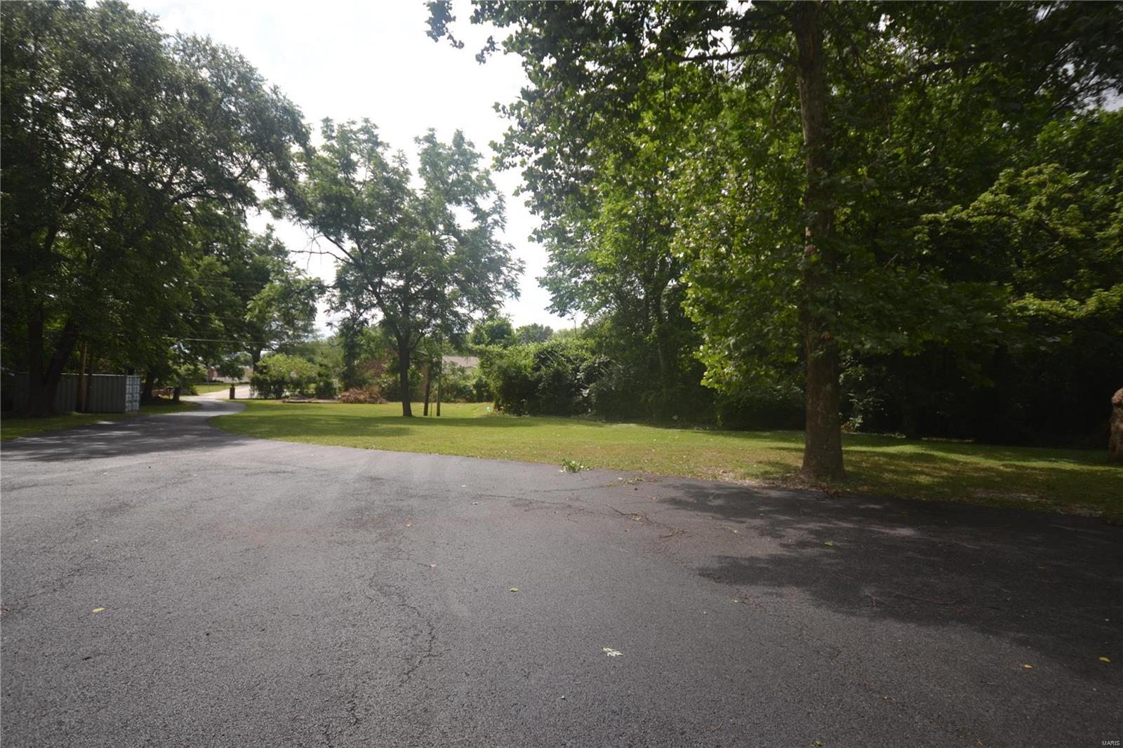 8 Dexter Lane Belleville, IL 62221 - Photo 7 of 19