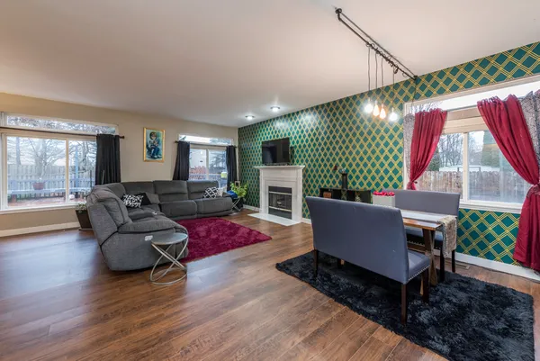 $496,000 | 1711 Napa Drive, Gurnee, IL 60031