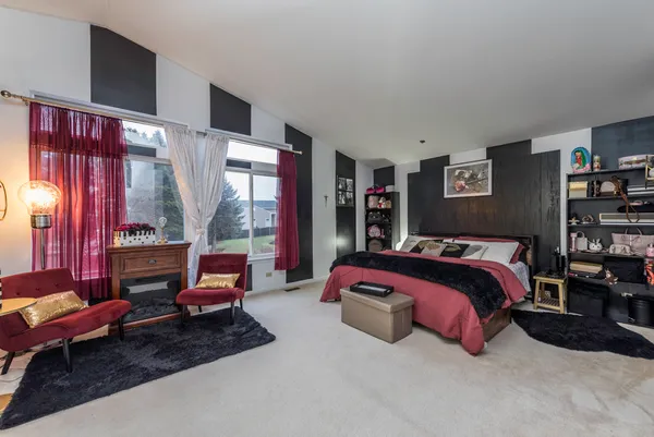 $496,000 | 1711 Napa Drive, Gurnee, IL 60031