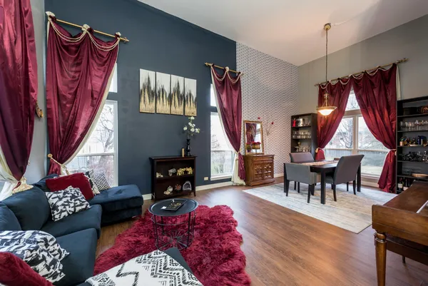 $496,000 | 1711 Napa Drive, Gurnee, IL 60031