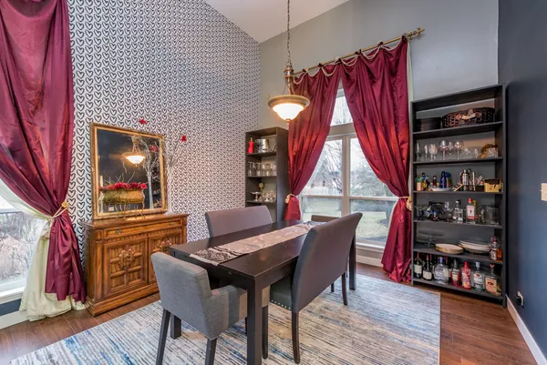 $496,000 | 1711 Napa Drive, Gurnee, IL 60031