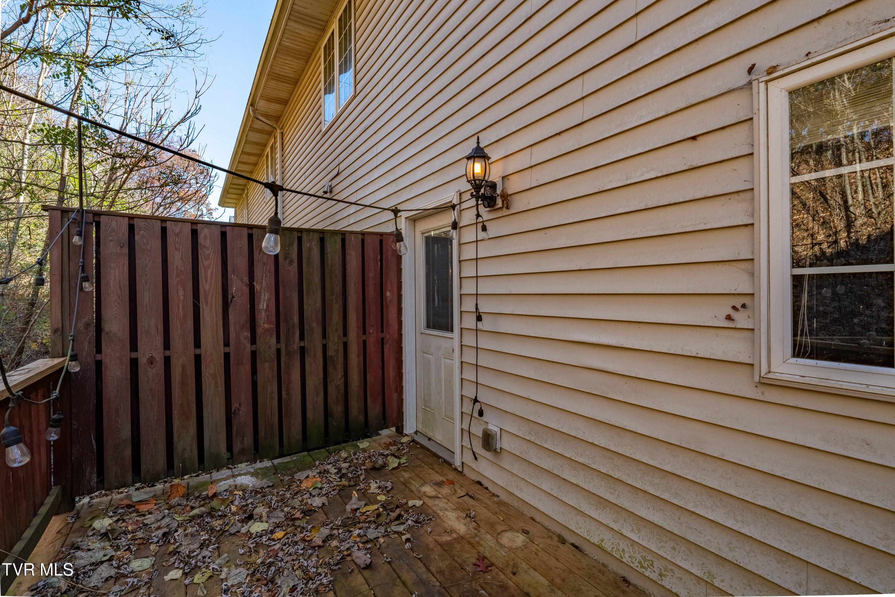 1102 Cherokee Road, Unit 4 Johnson City, TN 37604 - Photo 20 of 35 1102 Cherokee Rd. #4 (11 of 37)