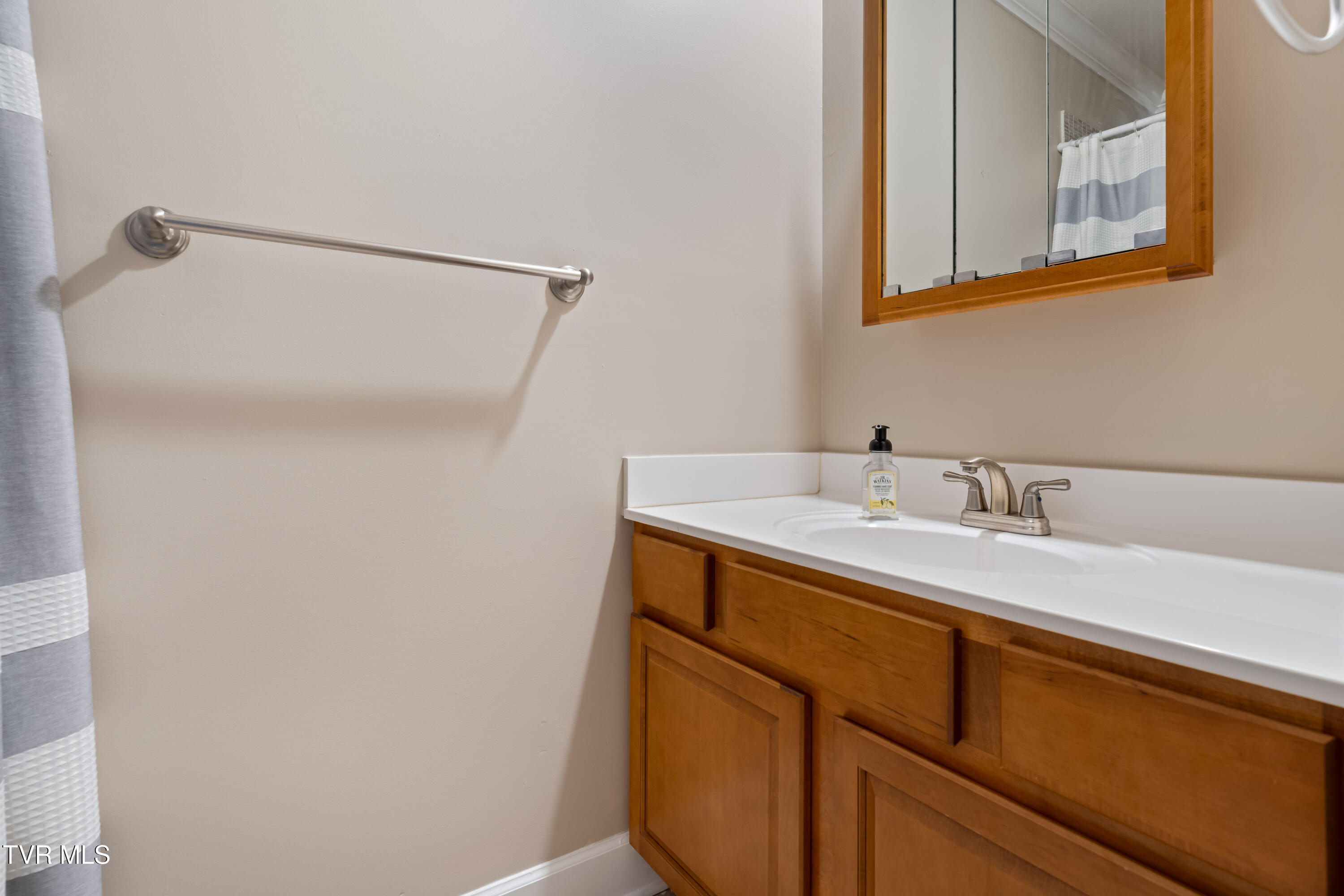 1102 Cherokee Road, Unit 4 Johnson City, TN 37604 - Photo 28 of 35 1102 Cherokee Rd. #4 (30 of 37)