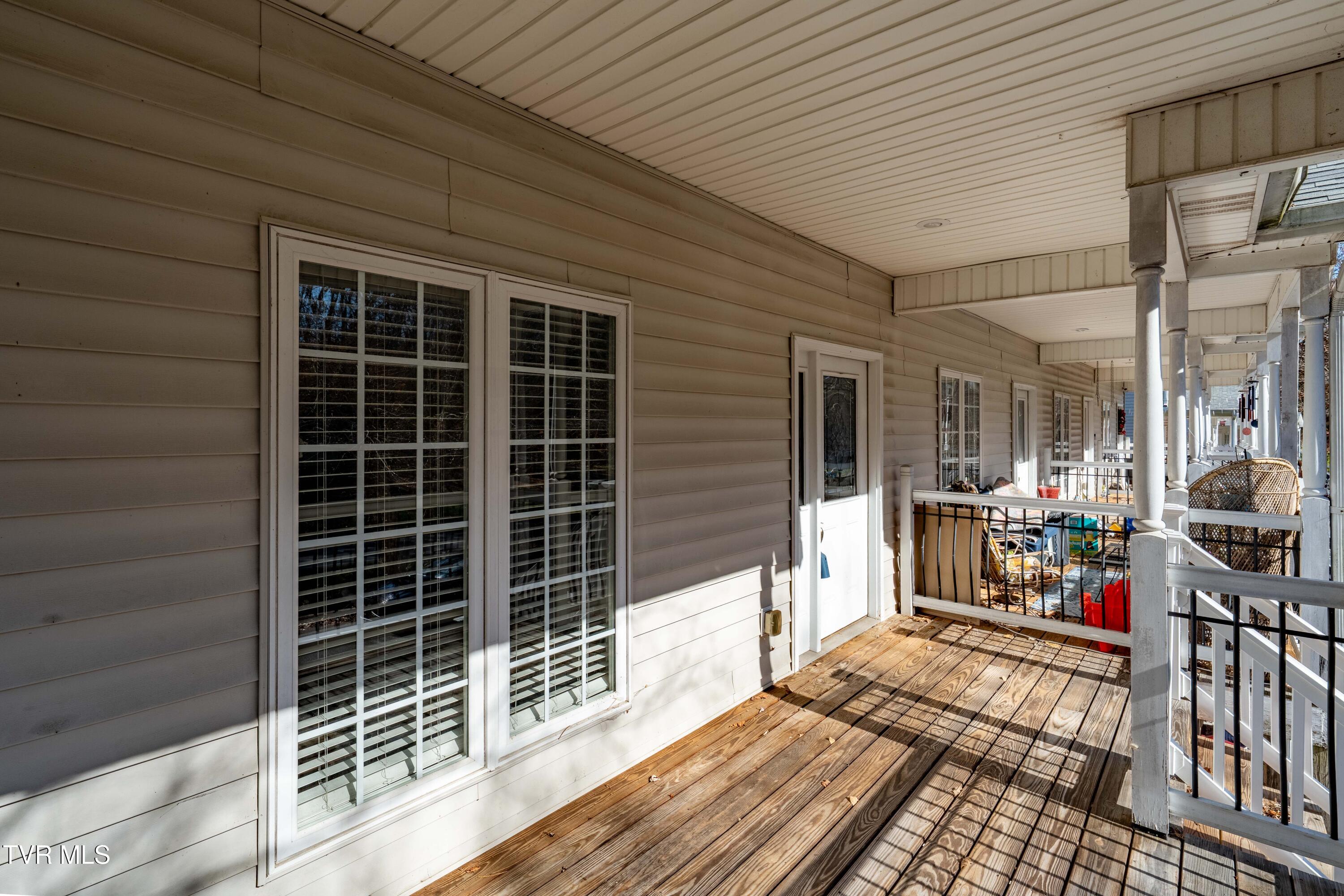1102 Cherokee Road, Unit 4 Johnson City, TN 37604 - Photo 5 of 35 1102 Cherokee Rd. #4 (7 of 37)