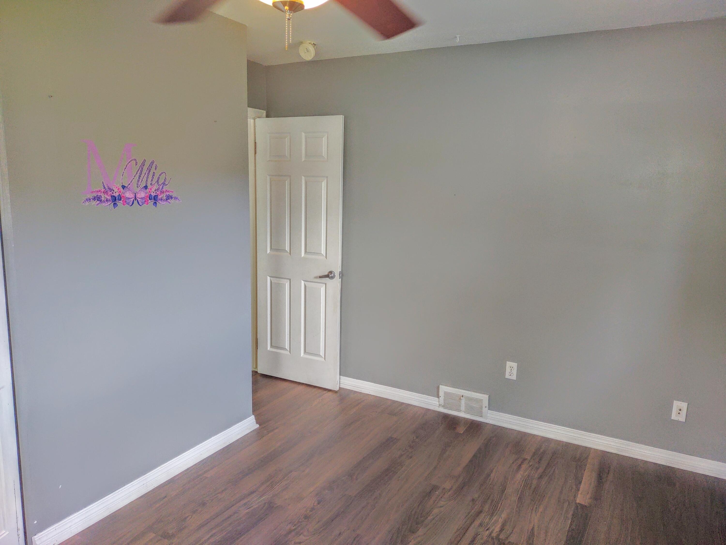 2410 Middlefield Road Trenton, MI 48183 - Photo 21 of 44 21 - Bdrm 3