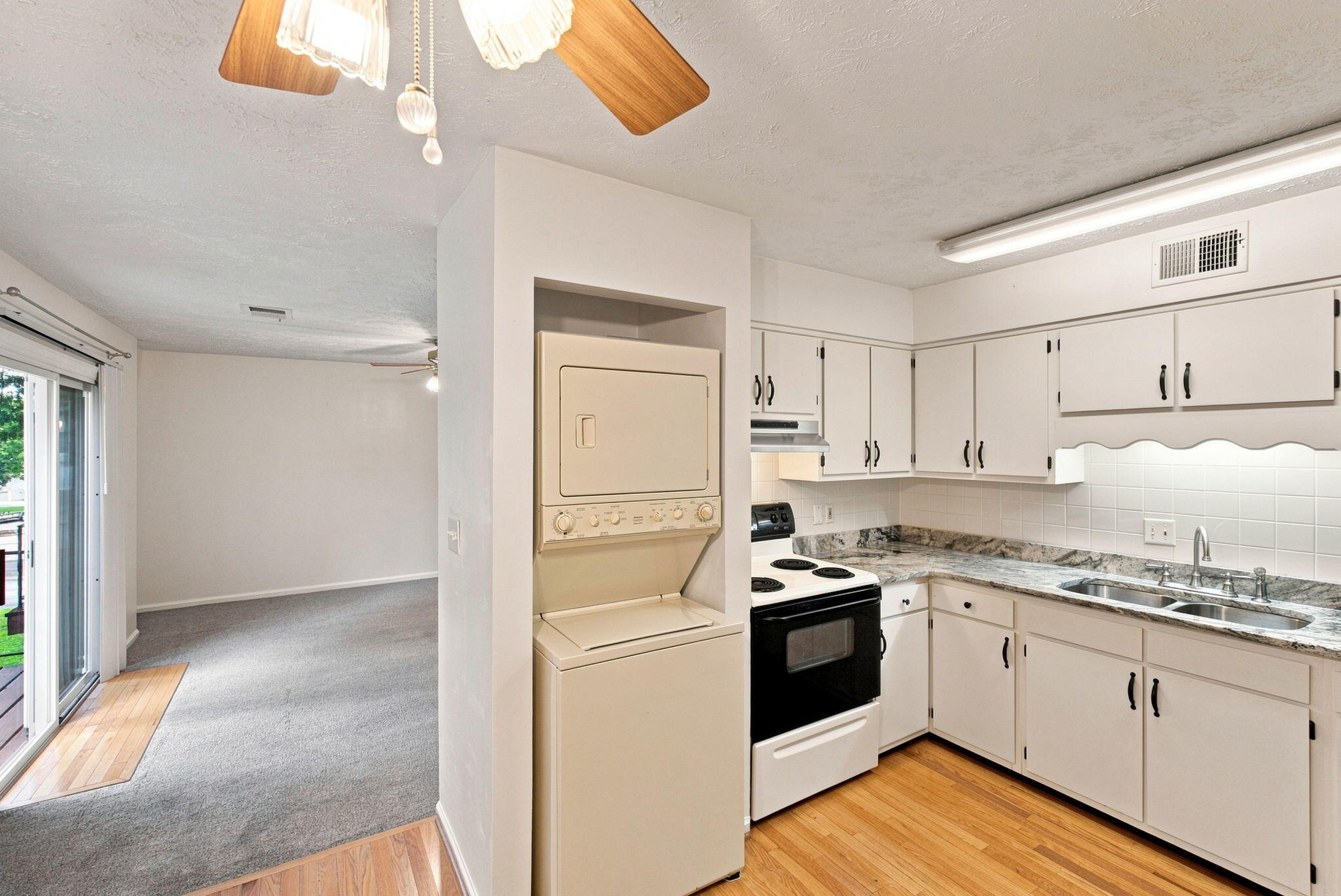 1310 Louisville Road, Unit 11 Frankfort, KY 40601 - Photo 14 of 26 19-web-or-mls-DSC06527