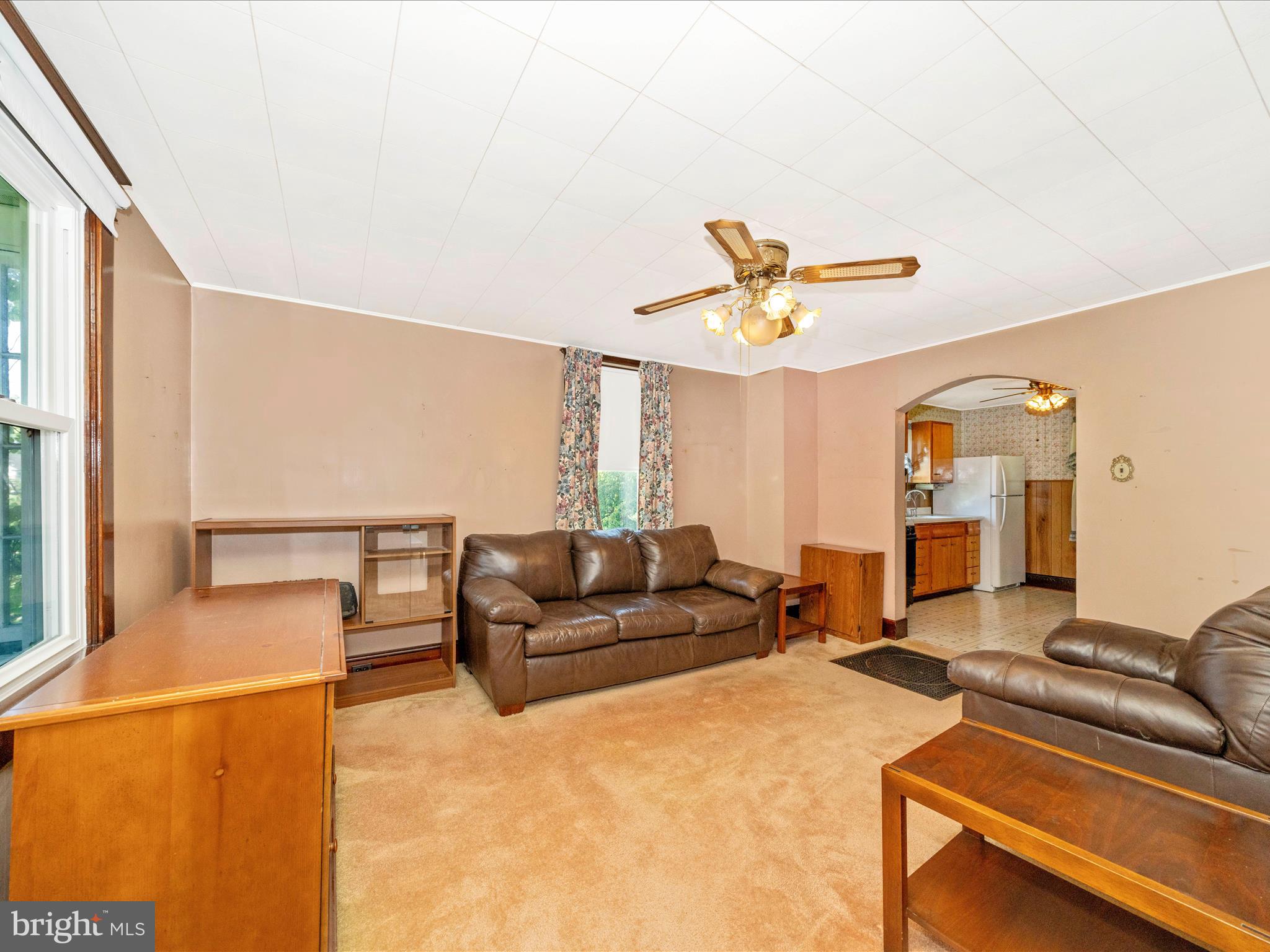 7 West B Street Brunswick, MD 21716 - Photo 23 of 48 Family Room