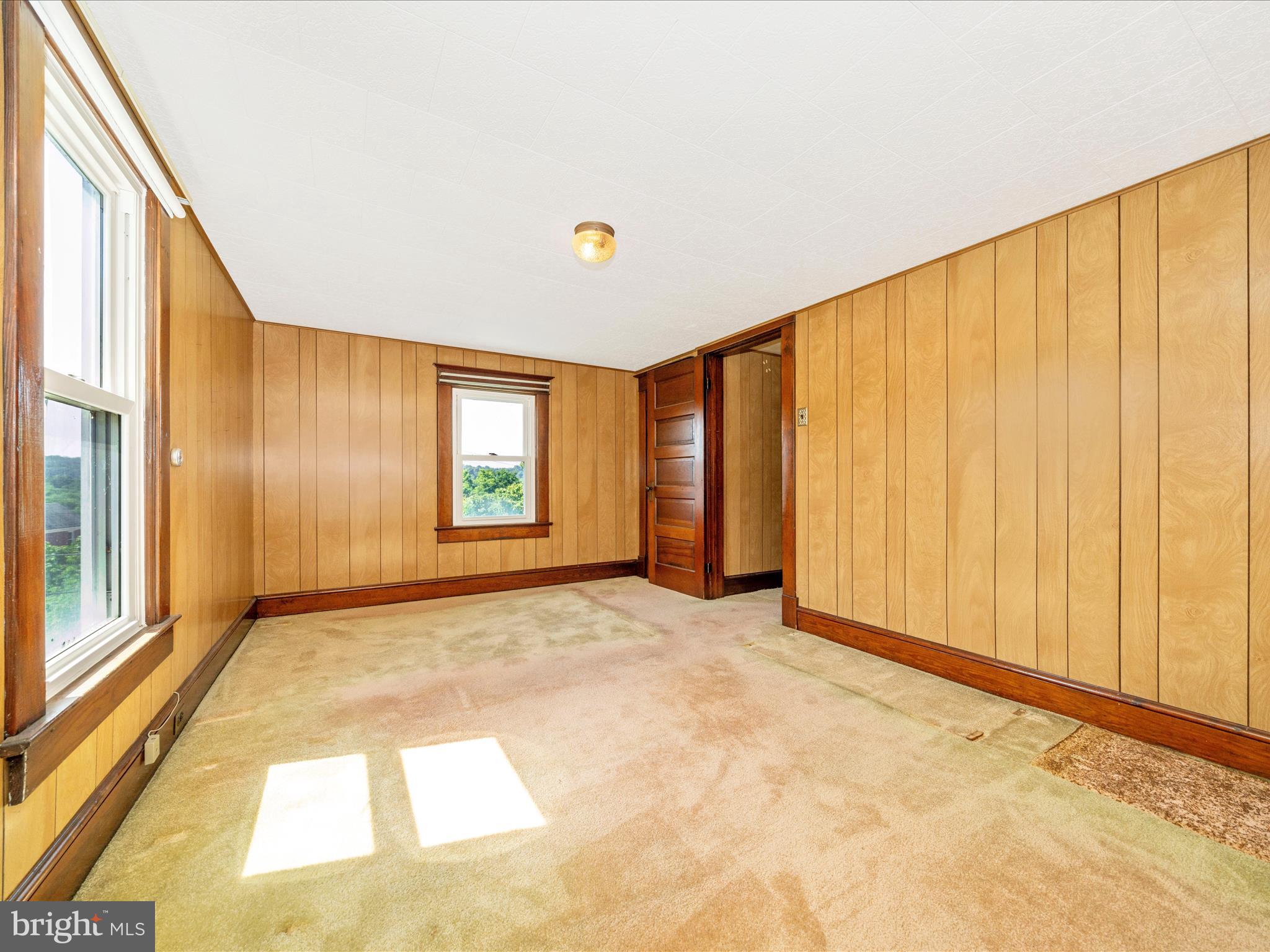 7 West B Street Brunswick, MD 21716 - Photo 31 of 48 Primary Bedroom