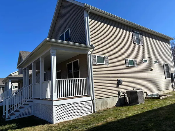 $649,900 | 65 Waterlefe Way, Colchester, VT 05446