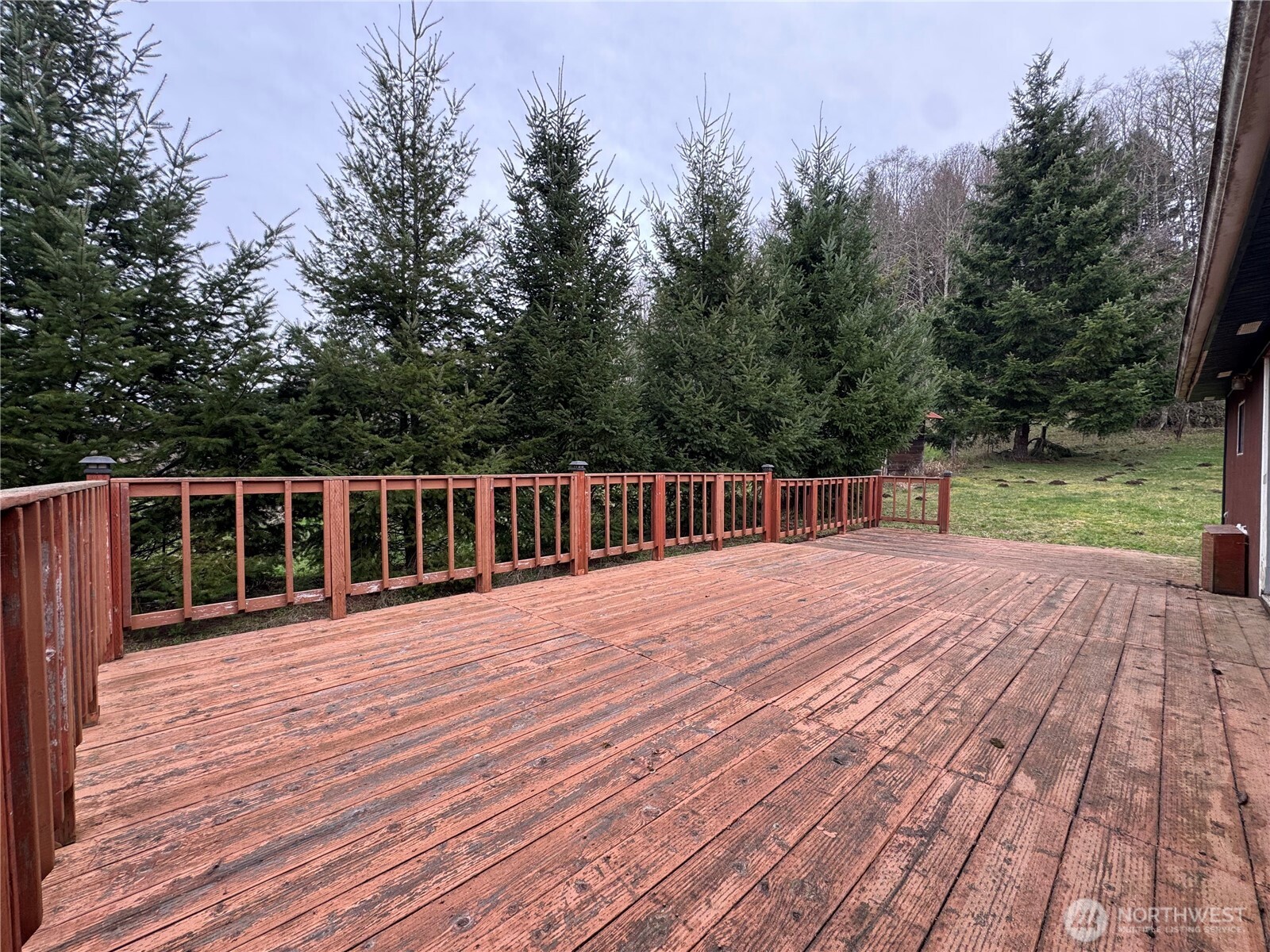 187 Wildcat Road Toutle, WA 98649 - Photo 10 of 21 a view of a deck