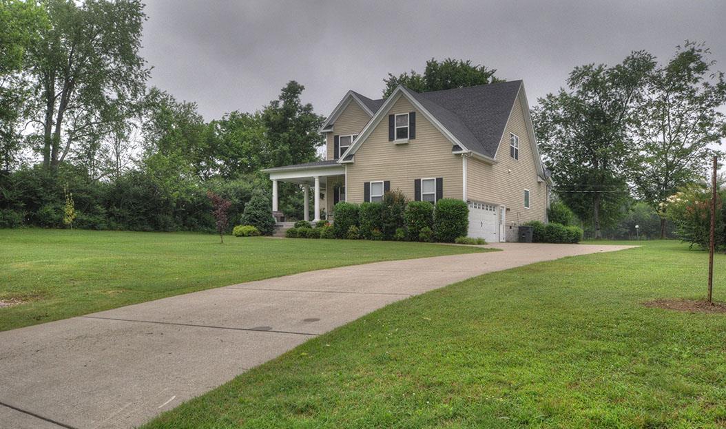 1103 Centerville Road Lebanon, TN 37087 - Photo 27 of 30 a front view of house with yard and green space