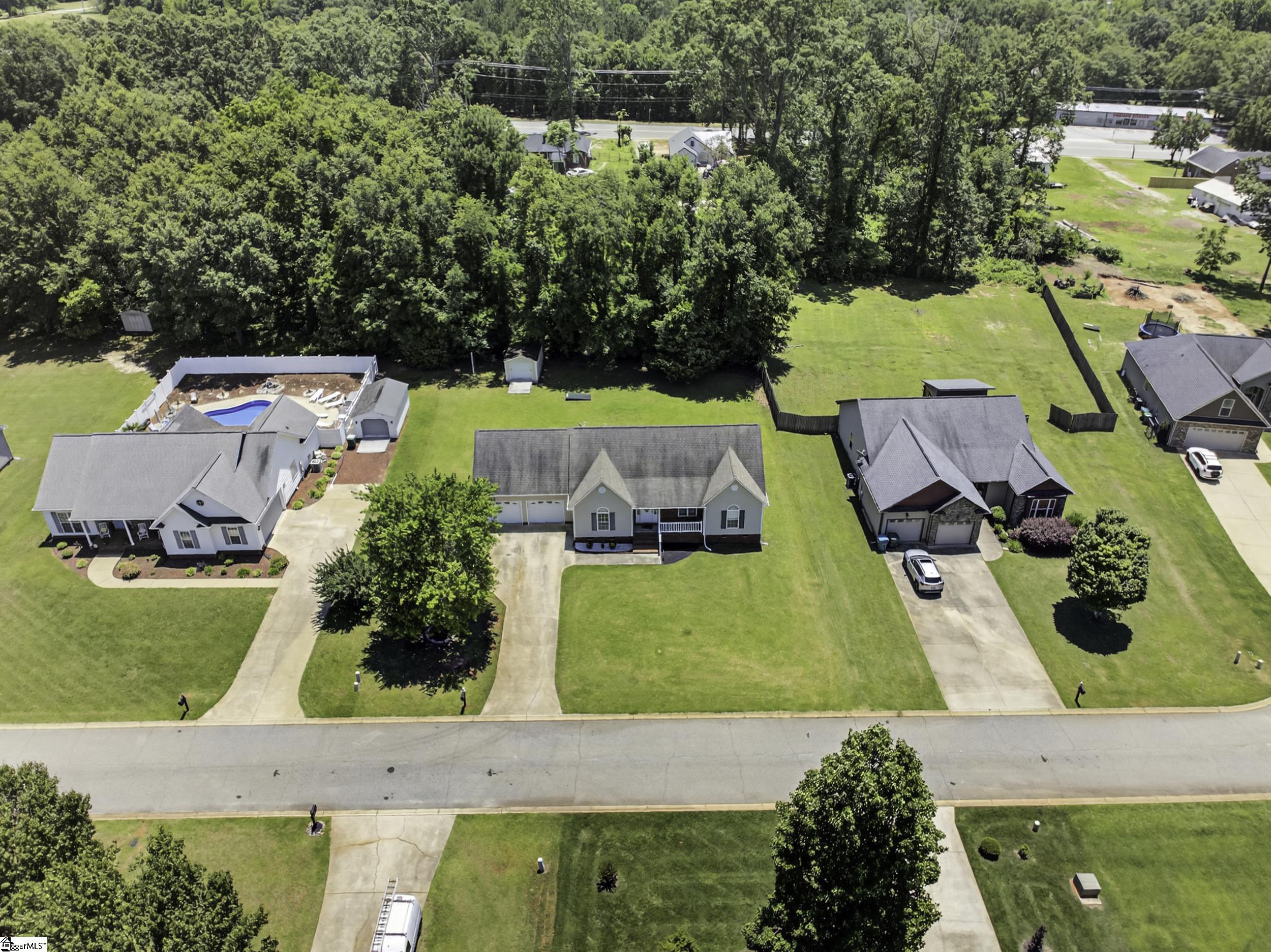 111 Falcon Lane Chesnee, SC 29323 - Photo 34 of 36