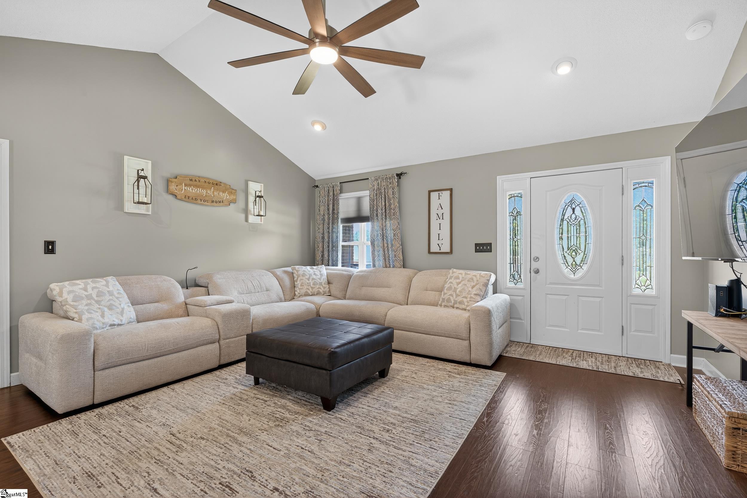 111 Falcon Lane Chesnee, SC 29323 - Photo 8 of 36