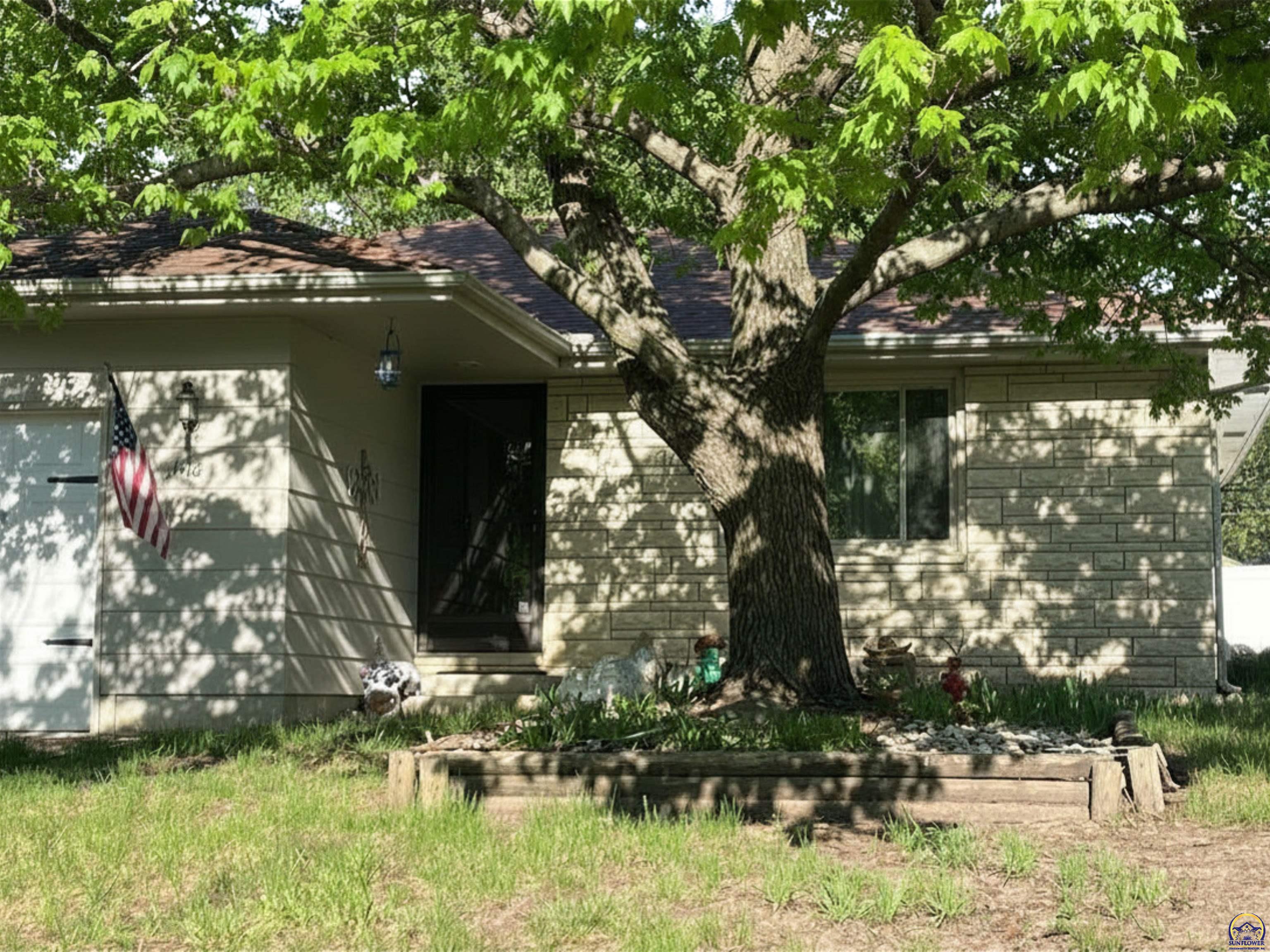 1418 Walnut Street Emporia, KS 66801 - Photo 1 of 1