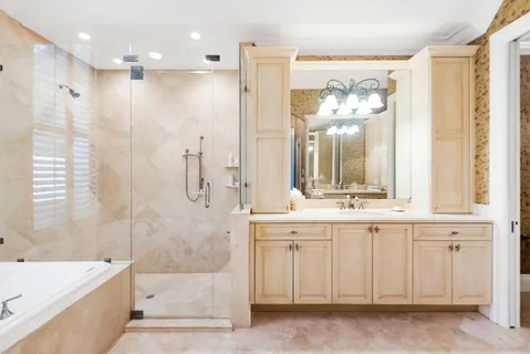 $1,950,000 | 83 Sandbourne Lane, Palm Beach Gardens, FL 33418