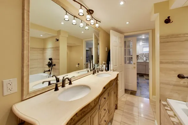 $849,900 | 26811 Oakdale Lane, Mundelein, IL 60060