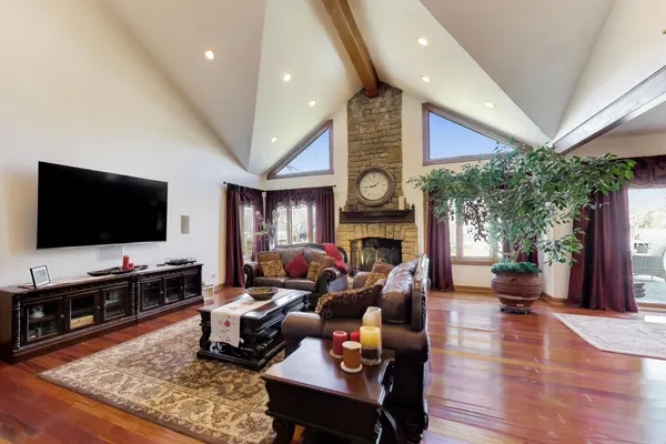 $849,900 | 26811 Oakdale Lane, Mundelein, IL 60060