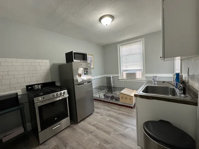 $1,950 | 8 Brooks Park, Unit 24, Medford, MA 02155