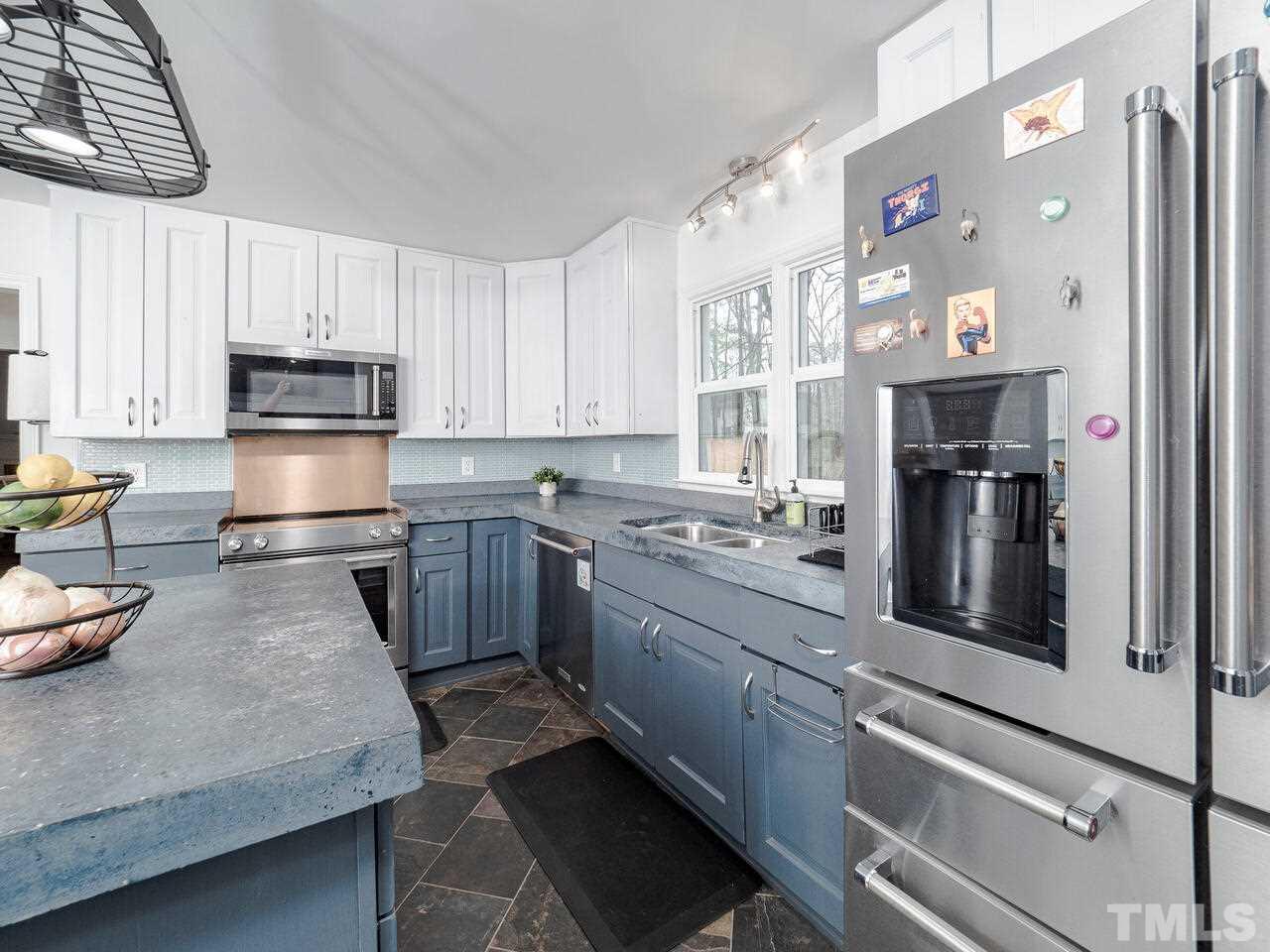 1001 Sedwick Road Durham, NC 27713 - Photo 11 of 28