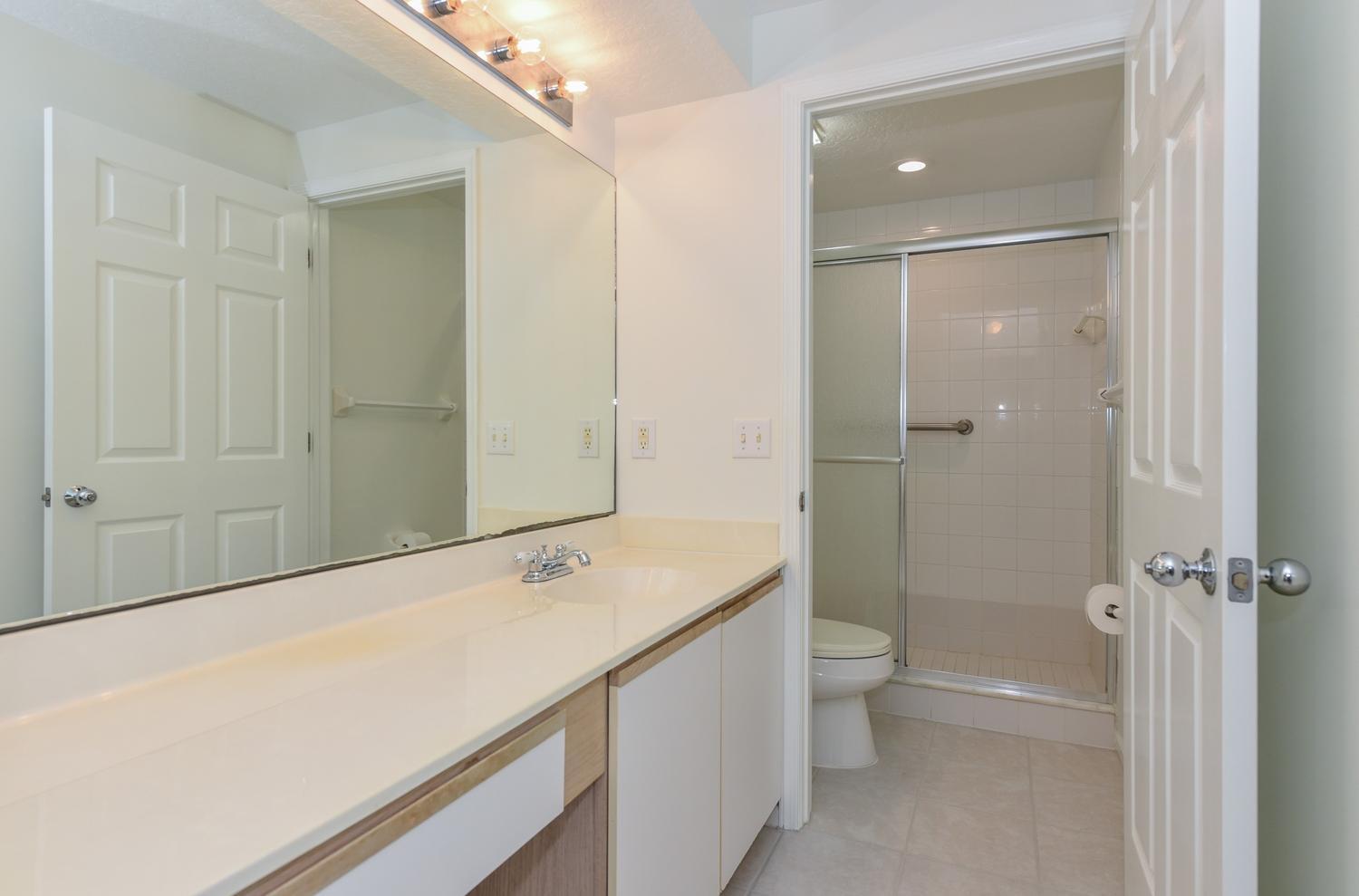 201 Muirfield Court, Unit 201E Jupiter, FL 33458 - Photo 19 of 28 022-028-201 Muirfield Ct-1500x989
