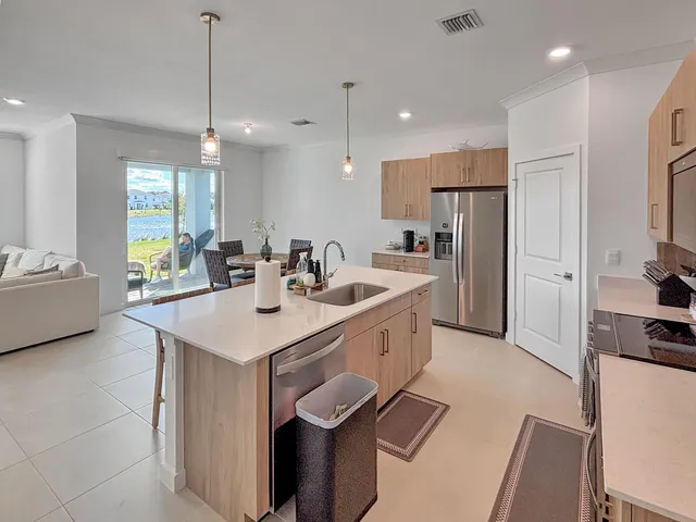 $3,800 | 5989 Southeast Skyblue Circle, Stuart, FL 34997