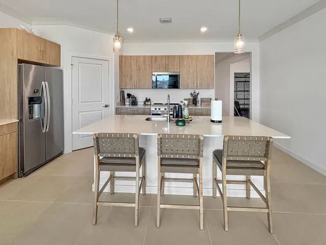 $3,800 | 5989 Southeast Skyblue Circle, Stuart, FL 34997