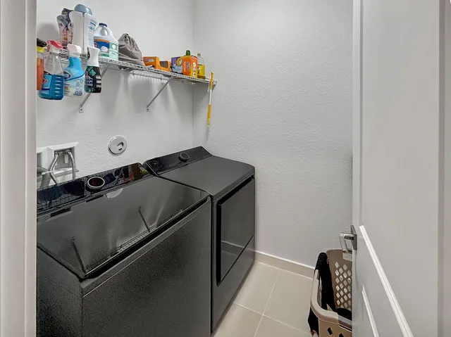 $3,800 | 5989 Southeast Skyblue Circle, Stuart, FL 34997