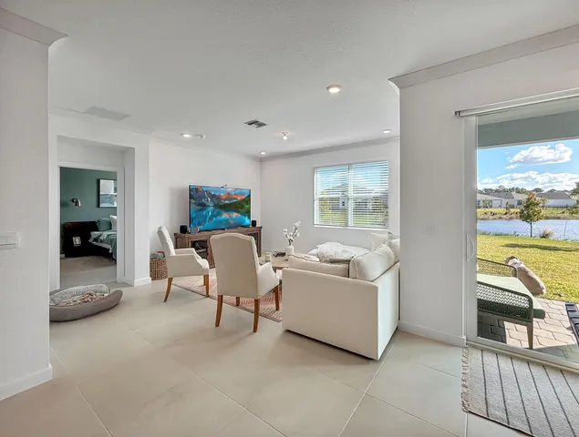 $3,800 | 5989 Southeast Skyblue Circle, Stuart, FL 34997