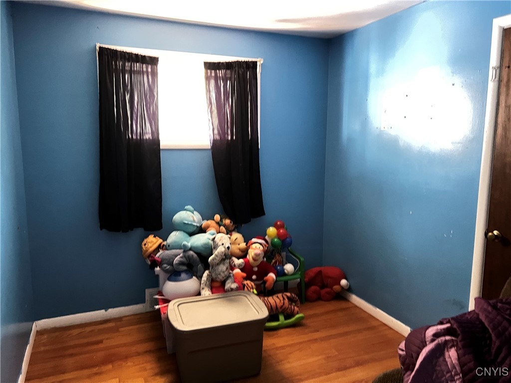 5462 Bear Road Clay, NY 13212 - Photo 11 of 19 Bedroom