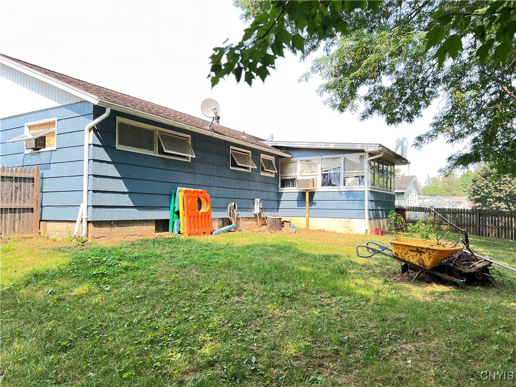 5462 Bear Road Clay, NY 13212 - Photo 16 of 19 Backyard