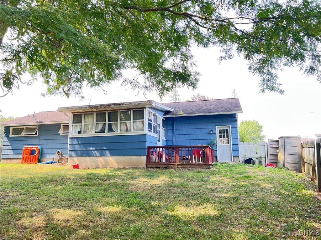 5462 Bear Road Clay, NY 13212 - Photo 17 of 19 Backyard