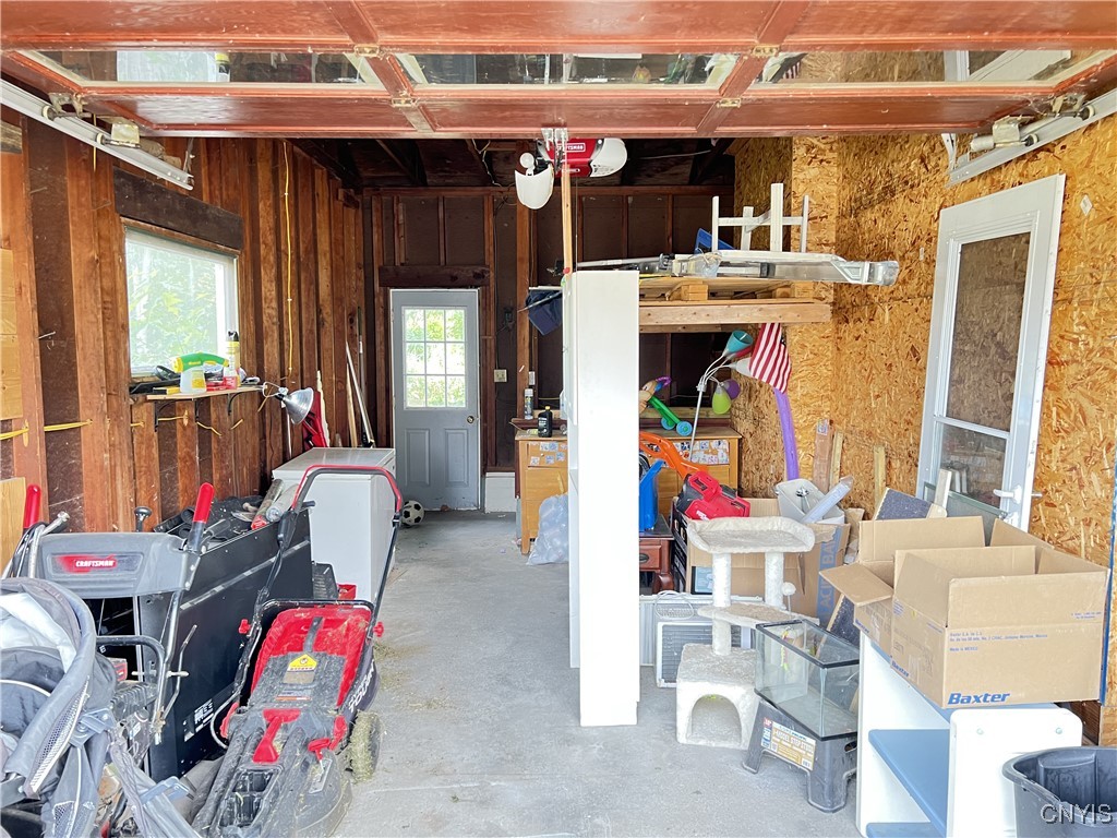 5462 Bear Road Clay, NY 13212 - Photo 4 of 19 Garage