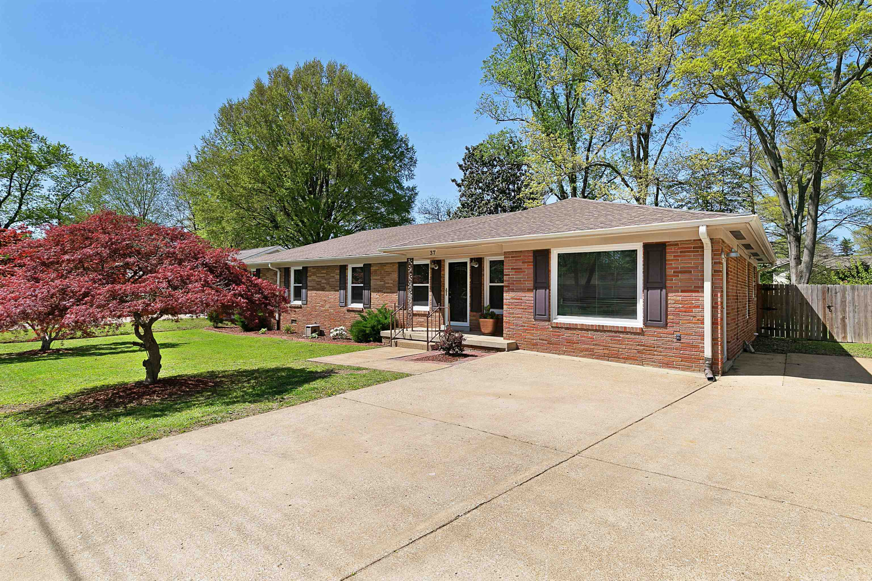37 Ridgeview Drive Jackson, TN 38301 - Photo 1 of 22 Photo 1