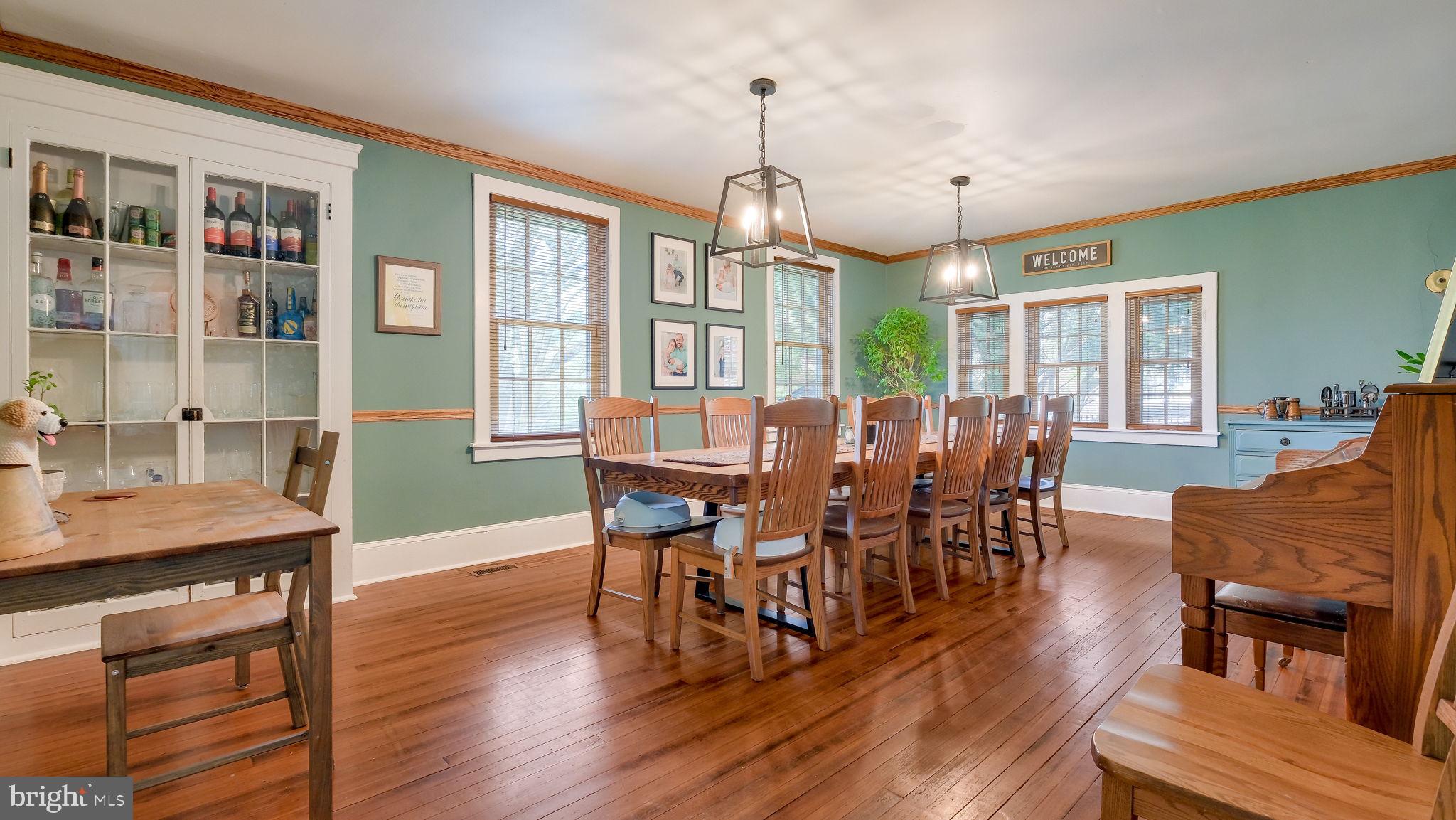 204 Brookhaven Road Wallingford, PA 19086 - Photo 5 of 55
