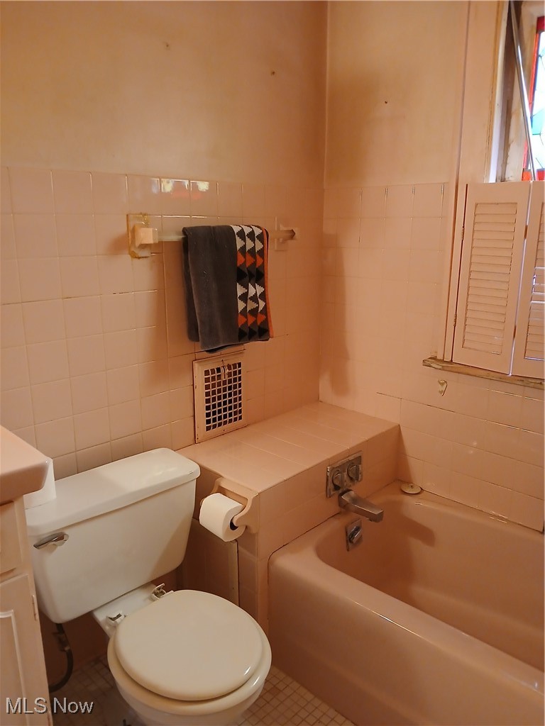 3609 Stoer Road Beachwood, OH 44122 - Photo 20 of 31 Bathroom