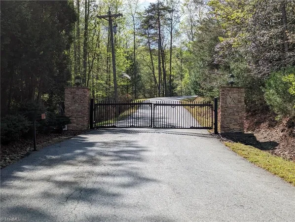 $8,500 | Tbd Sutter's Ridge Road, Unit LOT 94, McGrady, NC 28649