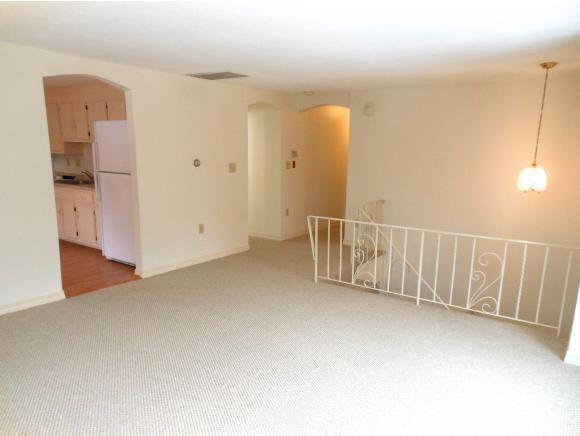 7 Apache Street Dover, NH 03820 - Photo 4 of 25 Gallery Image 4