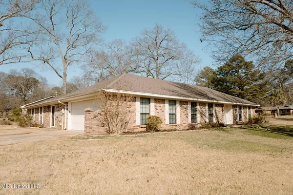 $312,000 | 146 Forest Ridge Drive, Brandon, MS 39042