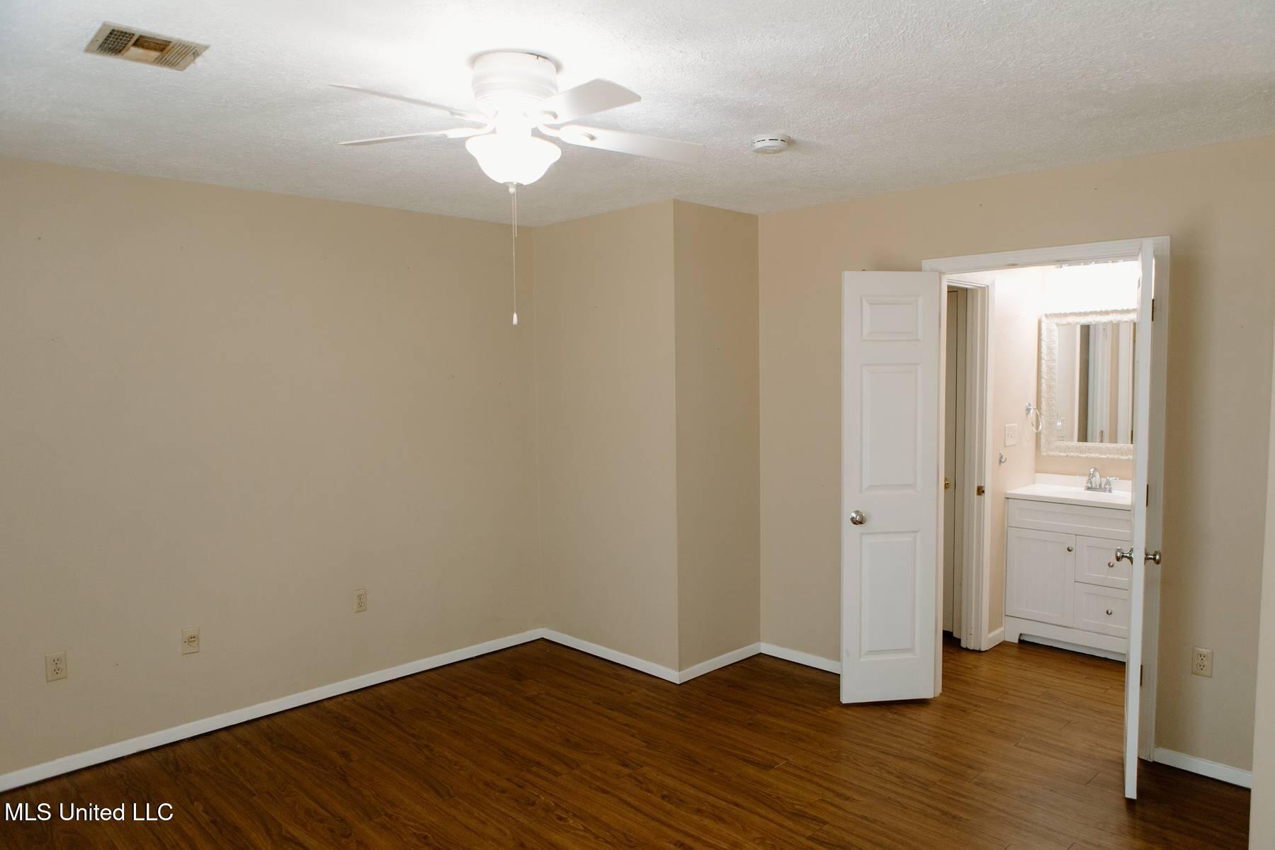 146 Forest Ridge Drive Brandon, MS 39042 - Photo 22 of 29 forest 25