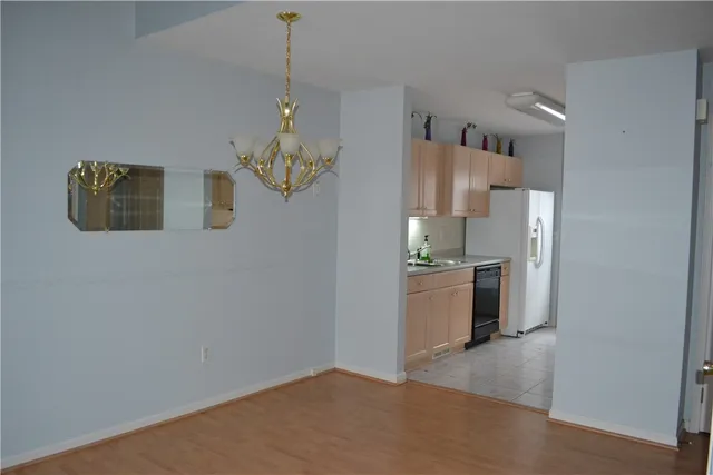 $249,999 | 24 Amberwood Place, Greece, NY 14626