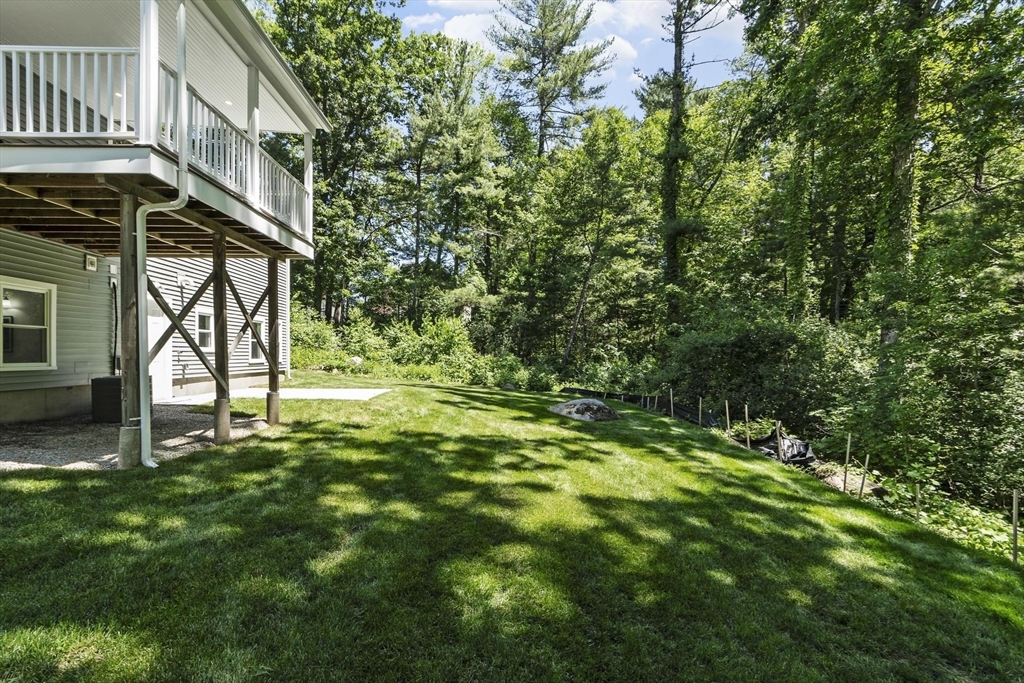 62 Queensland Road Billerica, MA 01862 - Photo 29 of 35