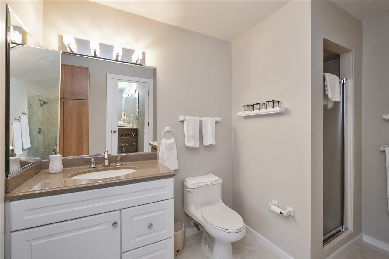 32 Topside Road, Unit 4 Moultonborough, NH 03254 - Photo 14 of 38 Gallery Image 14