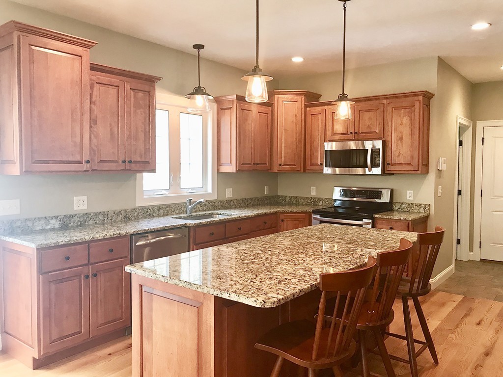 61 Stone School Road Sutton, MA 01590 - Photo 5 of 29