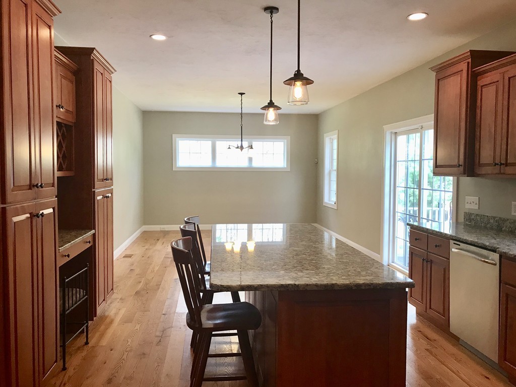 61 Stone School Road Sutton, MA 01590 - Photo 6 of 29