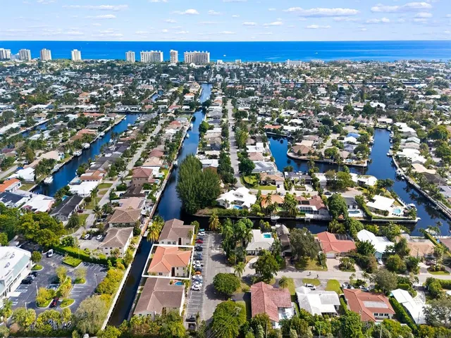 $179,500 | 2591 Northeast 55th Court, Unit 102, Fort Lauderdale, FL 33308